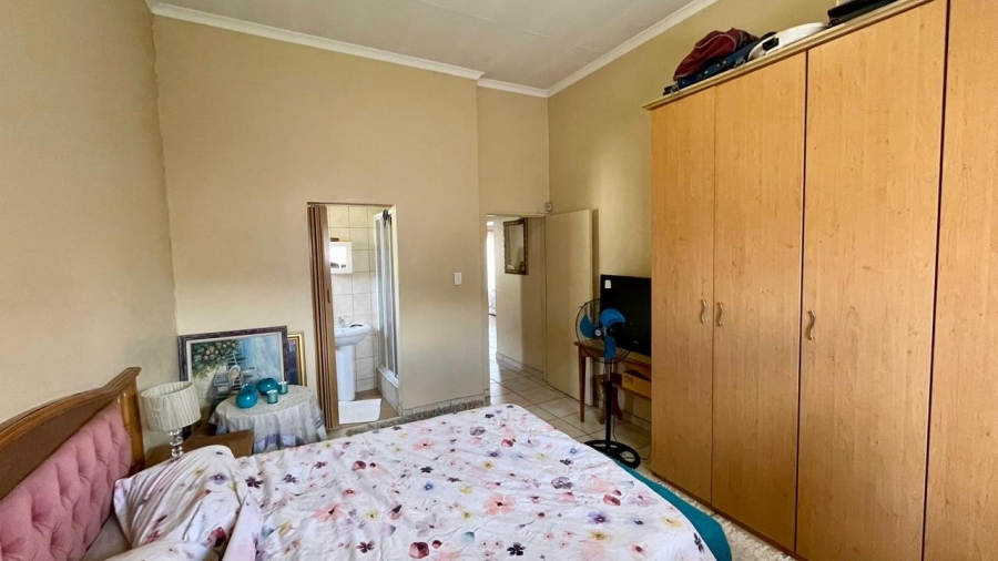 3 Bedroom Property for Sale in Waterval East North West